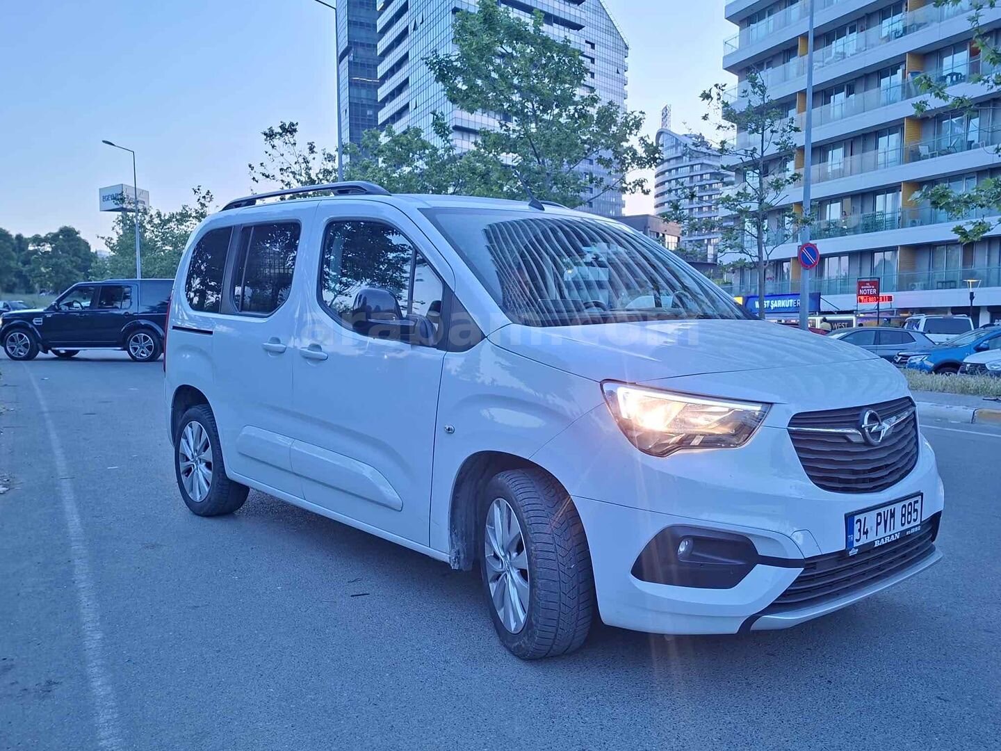 Sahibinden Opel Combo 1.5 CDTI Elegance 2023 Model İstanbul 115.000 km Beyaz 7