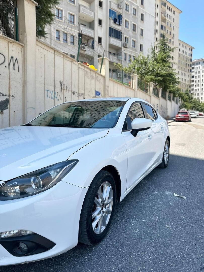 Sahibinden Mazda 3 1.5 SkyActive-G Motion 2016 Model Gaziantep 159.000 km Beyaz 5