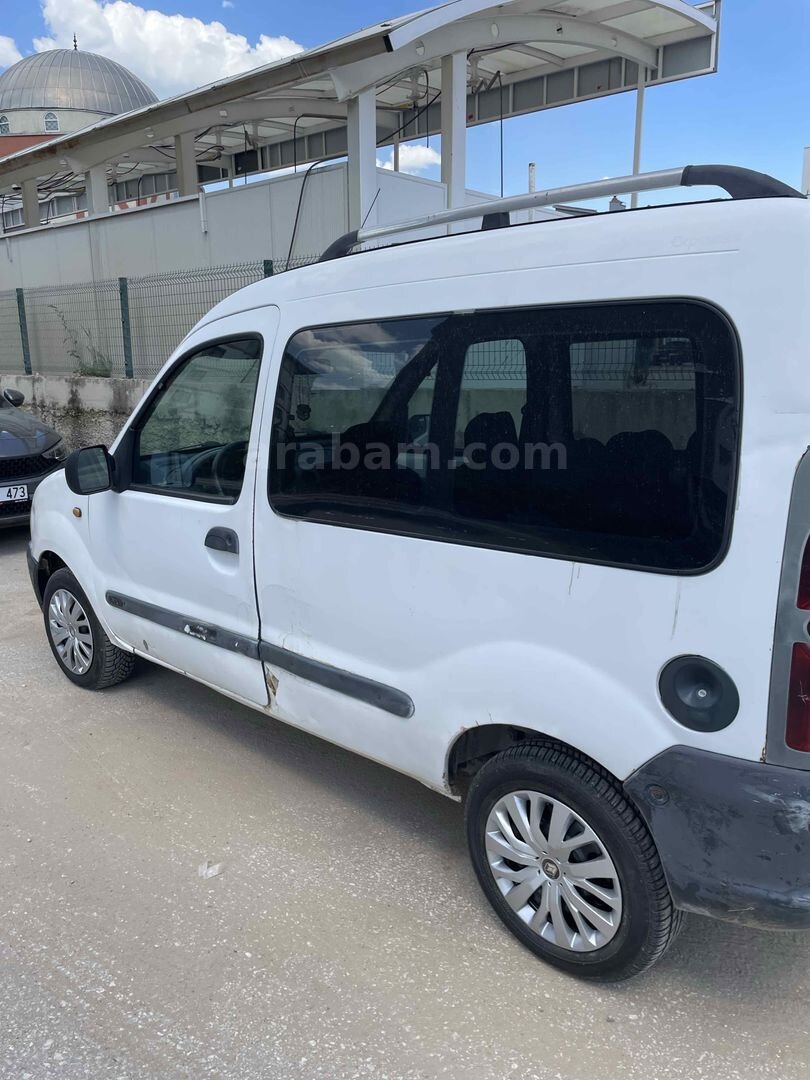 Sahibinden Renault Kangoo 1.9 D RN 2000 Model Bilecik 121.000 km Beyaz 3