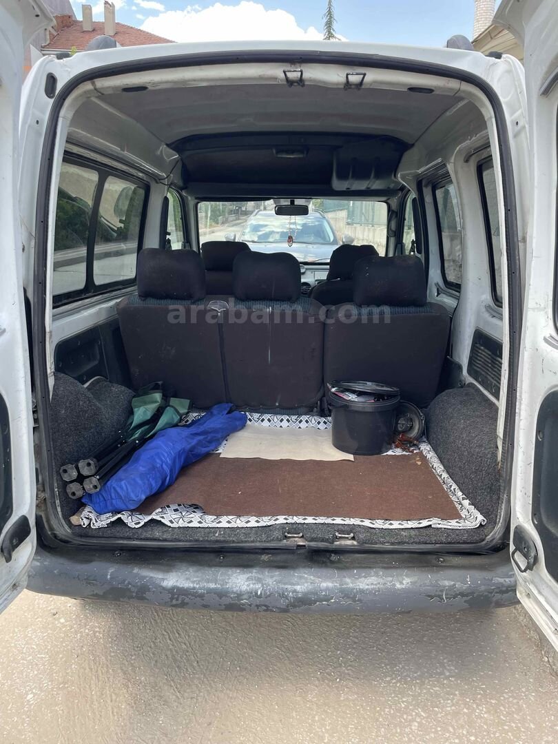Sahibinden Renault Kangoo 1.9 D RN 2000 Model Bilecik 121.000 km Beyaz 4