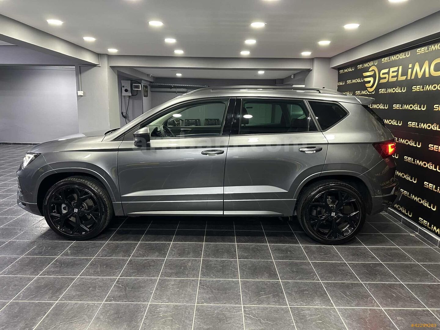 Galeriden Seat Ateca 1.5 EcoTSI FR 2025 Model İstanbul 17.900 km Füme 4