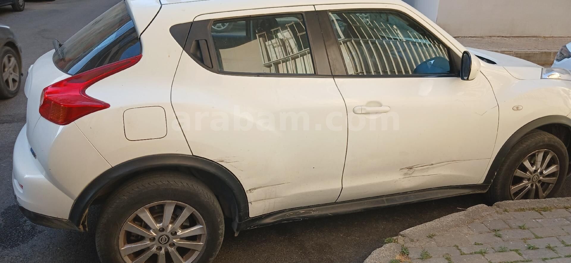 Sahibinden Nissan Juke 1.5 dCi Visia 2011 Model İzmir 257.000 km Beyaz 3