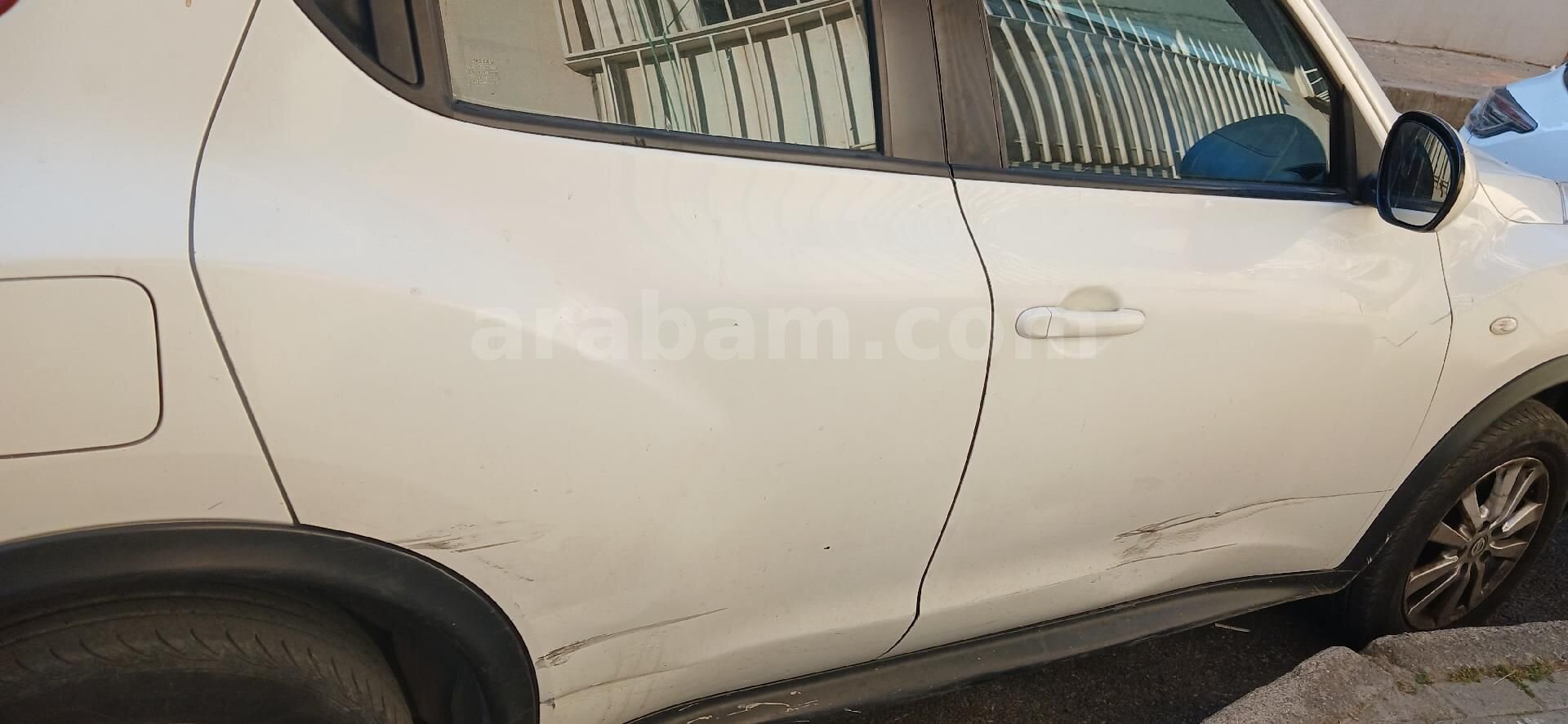 Sahibinden Nissan Juke 1.5 dCi Visia 2011 Model İzmir 257.000 km Beyaz 4
