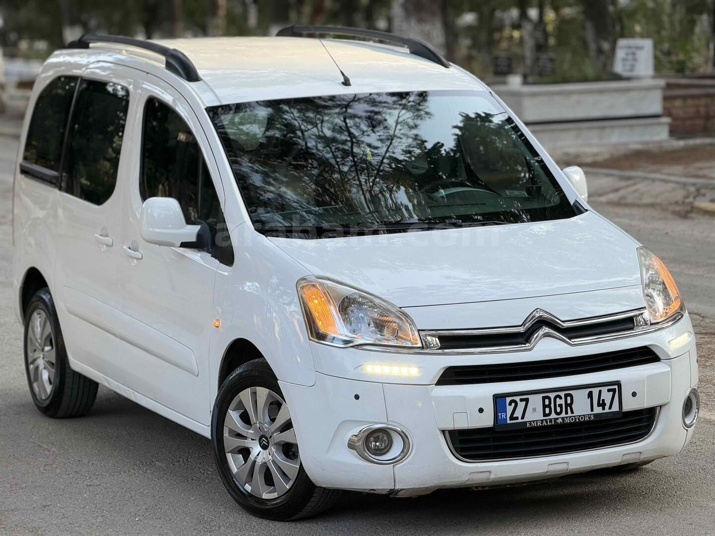 Galeriden Citroen Berlingo 1.6 HDi Selection 2012 Model Gaziantep 250.000 km Beyaz 3