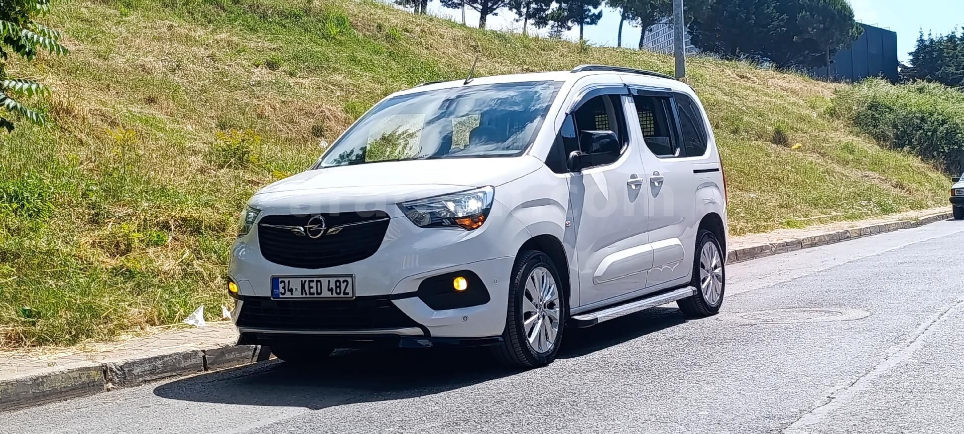 Sahibinden Opel Combo 1.5 CDTI Ultimate 2024 Model İstanbul 60.000 km Beyaz 2