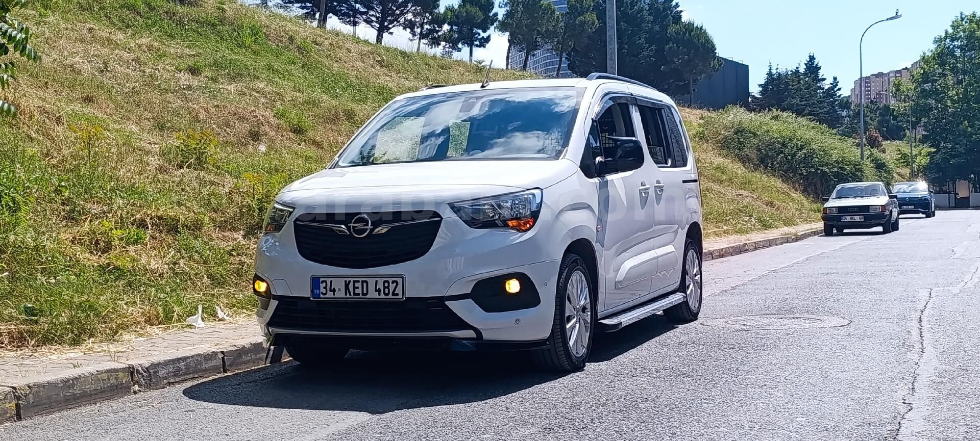 Sahibinden Opel Combo 1.5 CDTI Ultimate 2024 Model İstanbul 60.000 km Beyaz 7