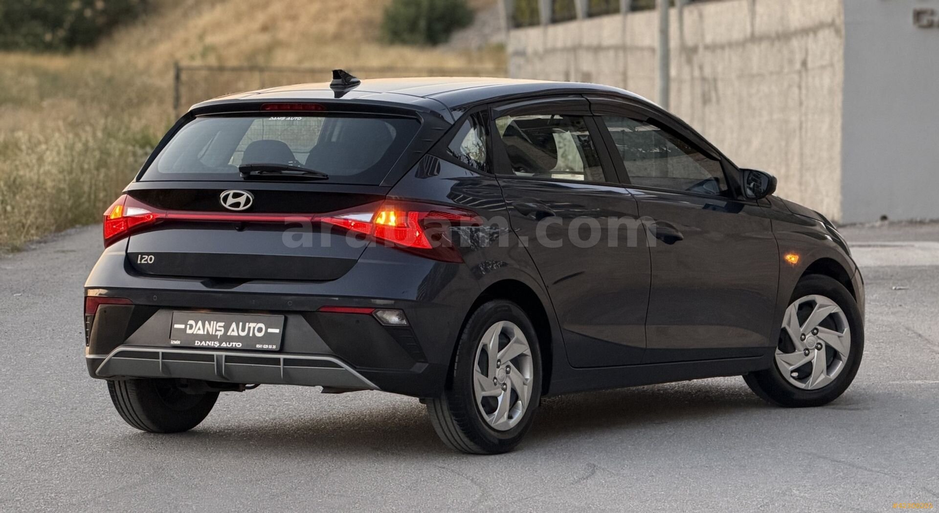 Galeriden Hyundai i20 1.2 MPI Jump 2024 Model İzmir 30.000 km Mavi 6
