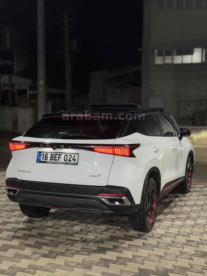 Sahibinden Chery Omoda 5 1.6 T-GDI Luxury 2023 Model Bursa 38.000 km Beyaz 5