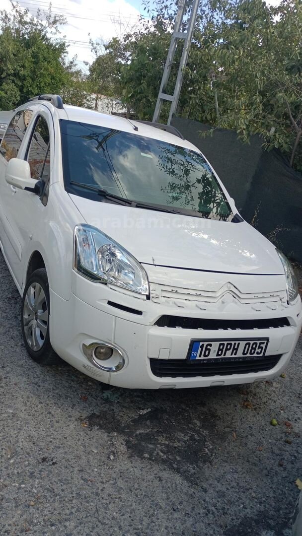 Sahibinden Citroen Berlingo 1.6 HDi Combi X 2013 Model İstanbul 193.000 km Beyaz 3