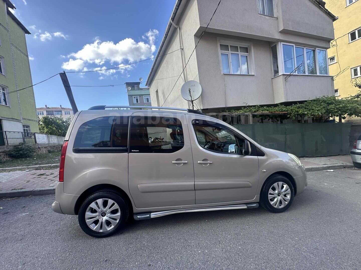 Sahibinden Citroen Berlingo 1.6 HDi Combi SX 2011 Model İstanbul 159.000 km Gri 3