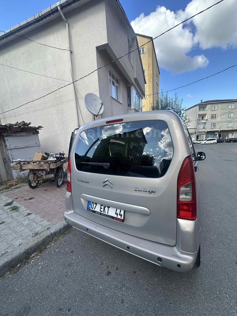 Sahibinden Citroen Berlingo 1.6 HDi Combi SX 2011 Model İstanbul 159.000 km Gri 5