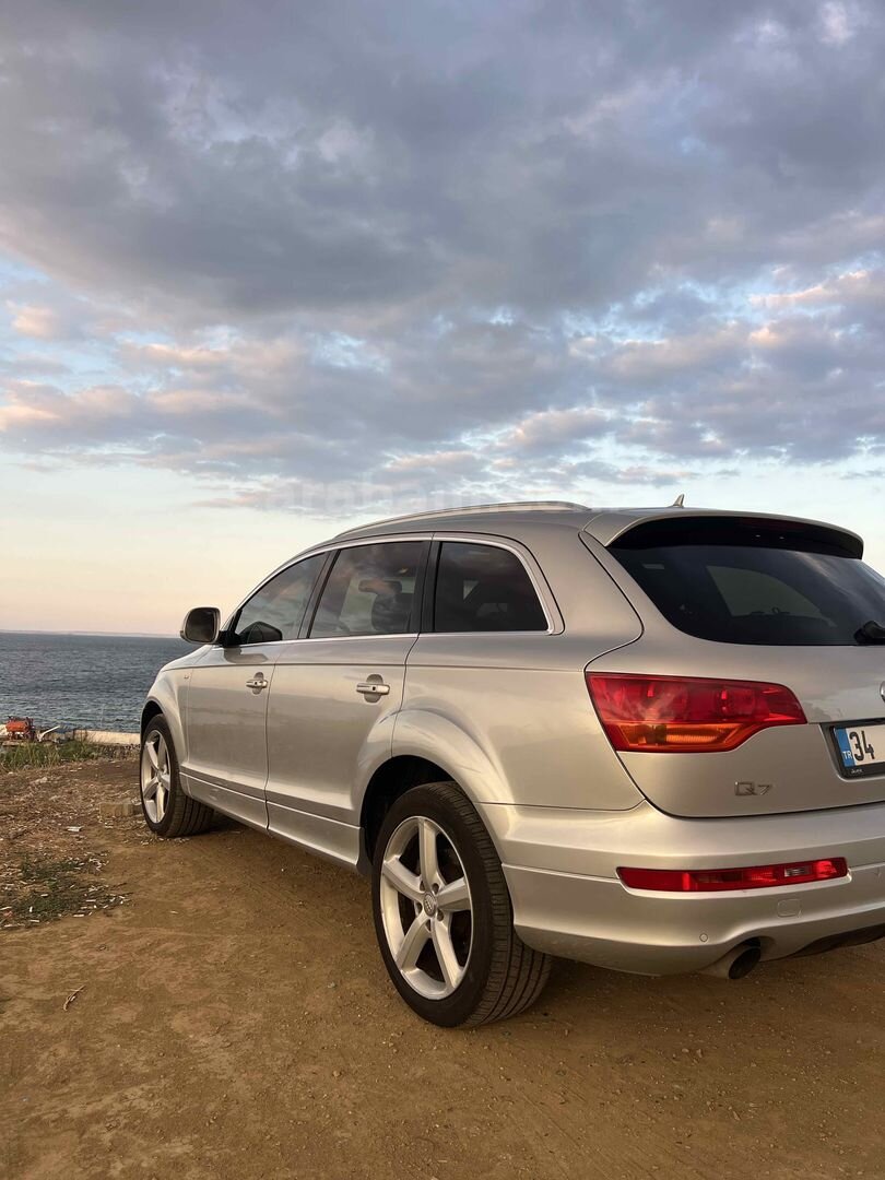 Sahibinden Audi Q7 3.0 TDI Quattro 2008 Model İstanbul 229.900 km Gri (Gümüş) 4