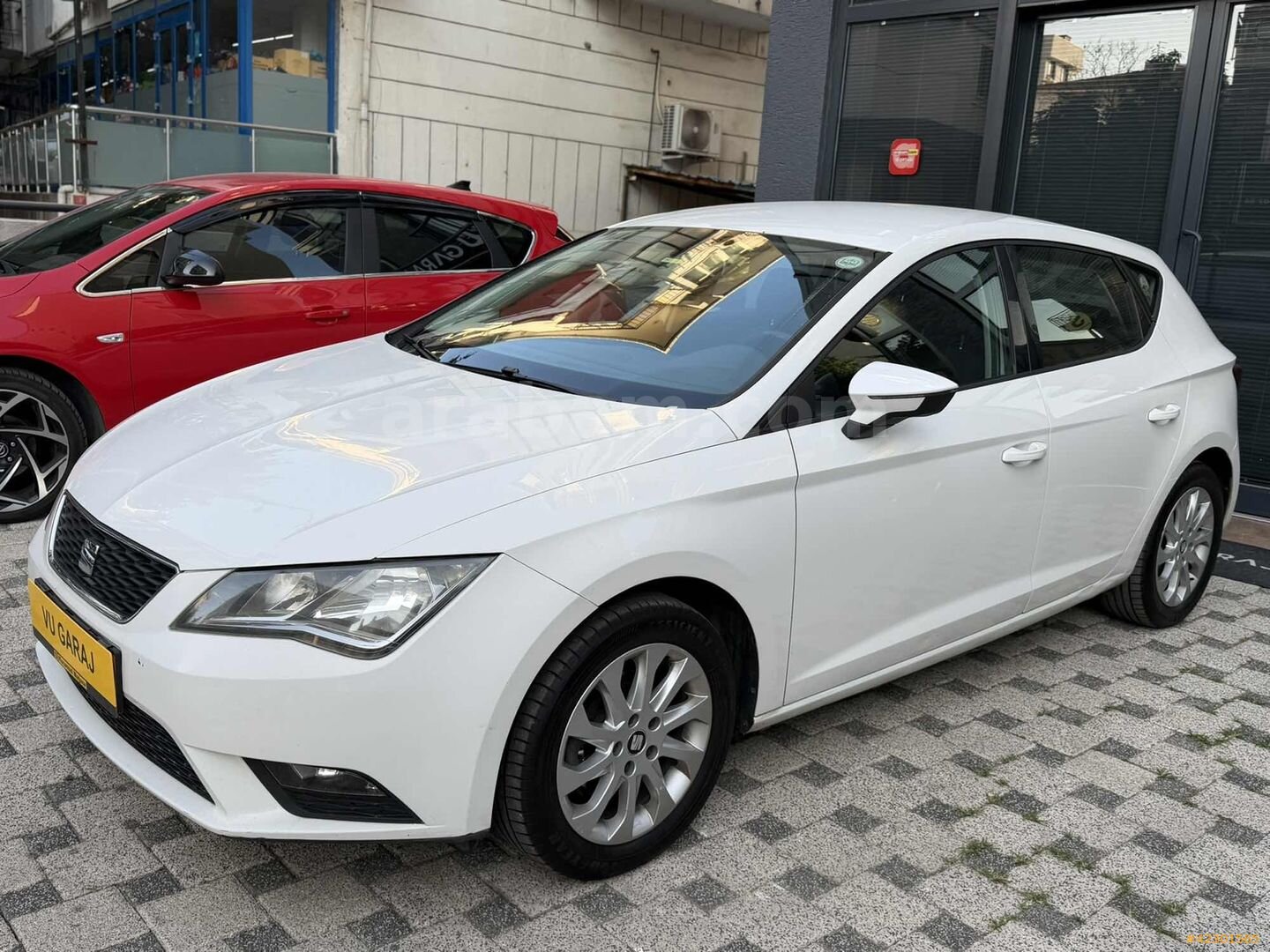Galeriden Seat Leon 1.2 TSI Style 2016 Model İstanbul 180.000 km Beyaz 6
