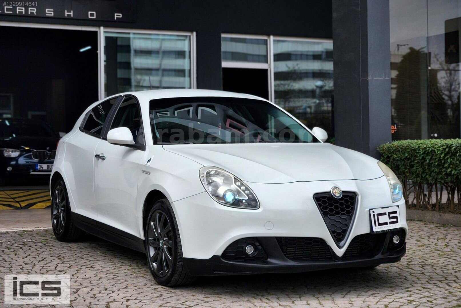 Galeriden Alfa Romeo Giulietta 1.4 TB MultiAir Distinctive 2013 Model İstanbul 98.000 km Beyaz 3