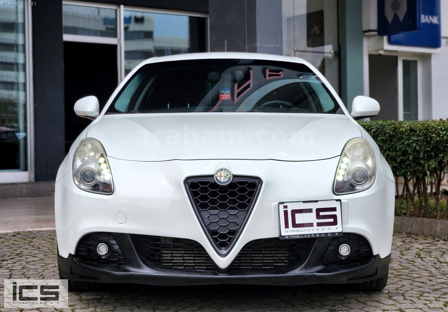 Galeriden Alfa Romeo Giulietta 1.4 TB MultiAir Distinctive 2013 Model İstanbul 98.000 km Beyaz 2