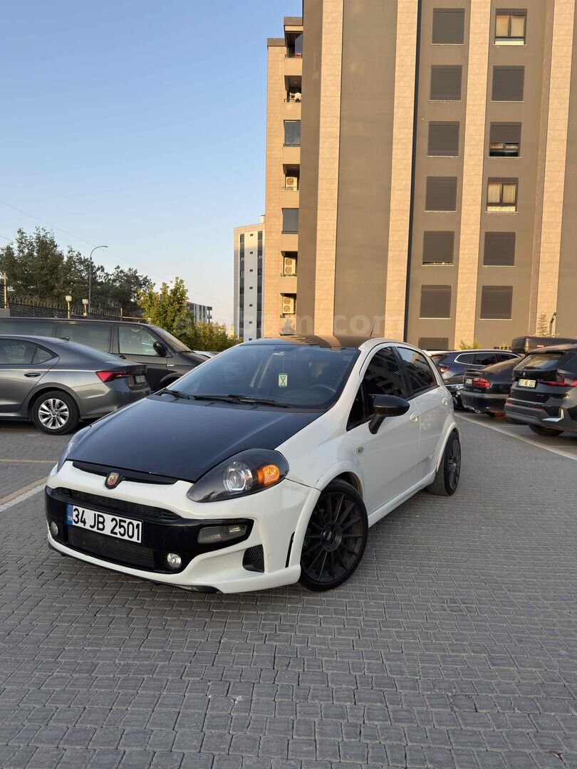 Sahibinden Fiat Punto EVO 1.3 Multijet Dynamic 2012 Model Gaziantep 266.000 km Beyaz 2