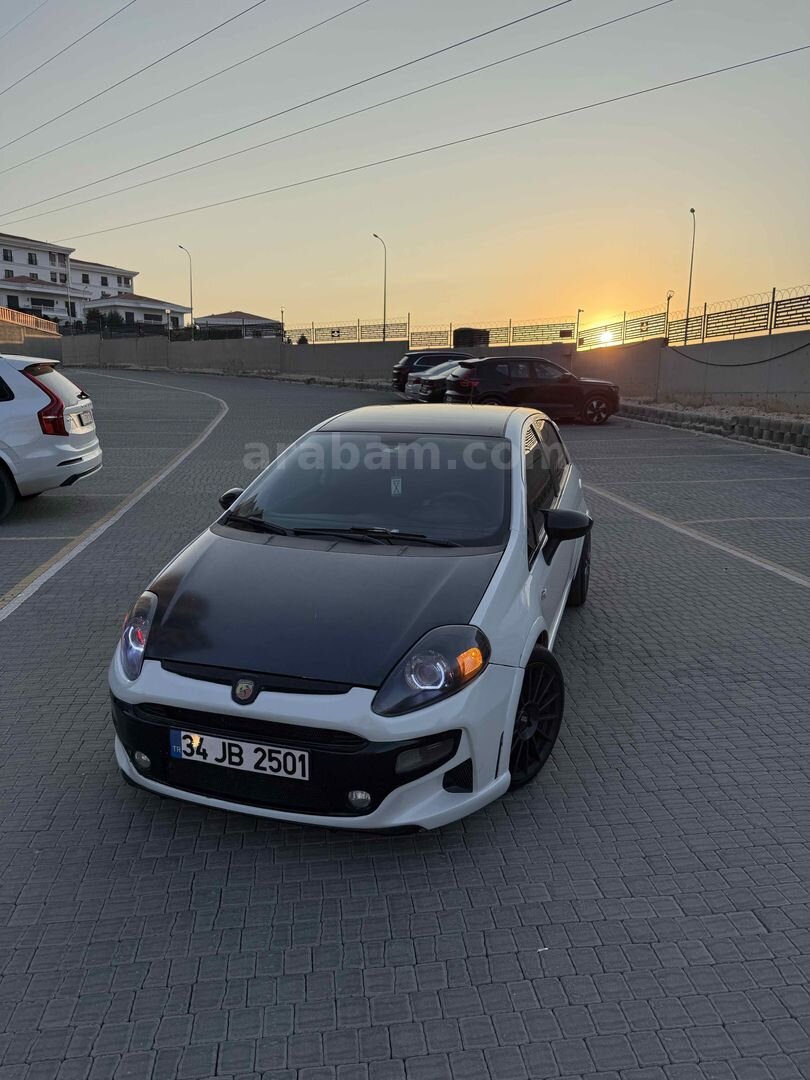 Sahibinden Fiat Punto EVO 1.3 Multijet Dynamic 2012 Model Gaziantep 266.000 km Beyaz 3