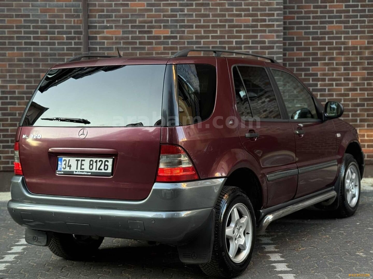 Galeriden Mercedes - Benz ML 320 1999 Model İstanbul 208.000 km Bordo 6