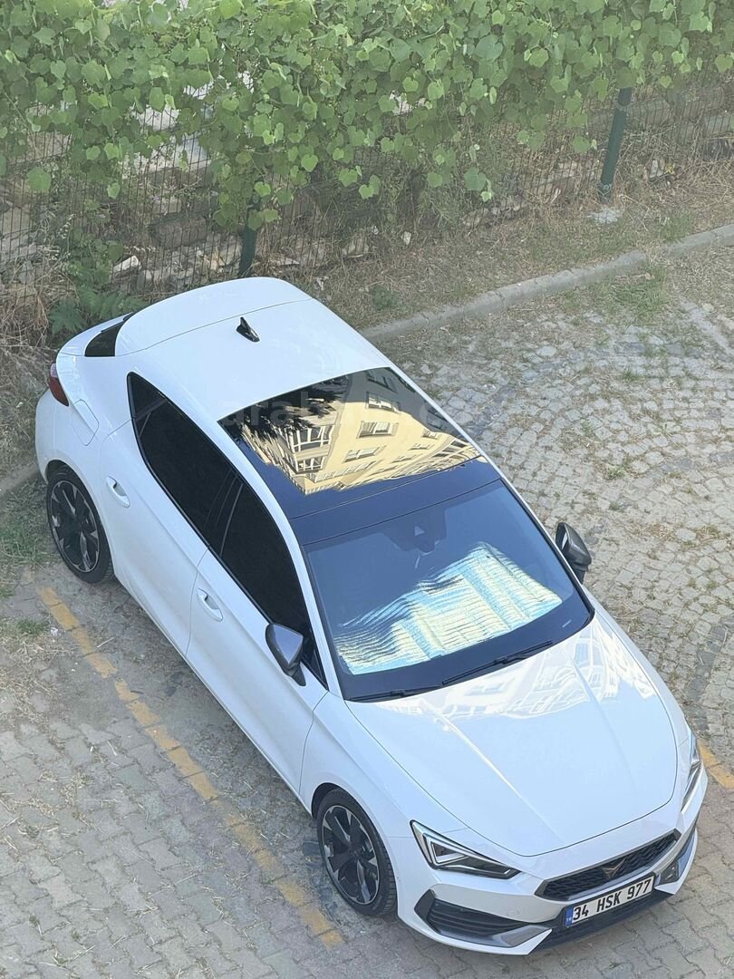 Sahibinden Cupra Leon 1.5 eTSI Standart 2023 Model İstanbul 24.000 km Beyaz 2