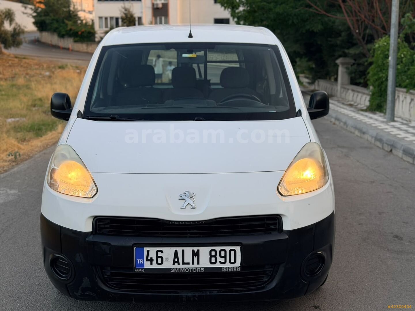 Galeriden Peugeot Partner 1.6 HDI Comfort Pack 2015 Model Kahramanmaraş 212.000 km Beyaz 4