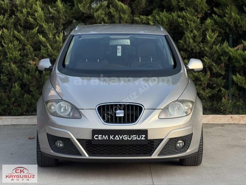 Galeriden Seat Altea 1.6 TDI Style XL 2013 Model Mersin 69.000 km Şampanya