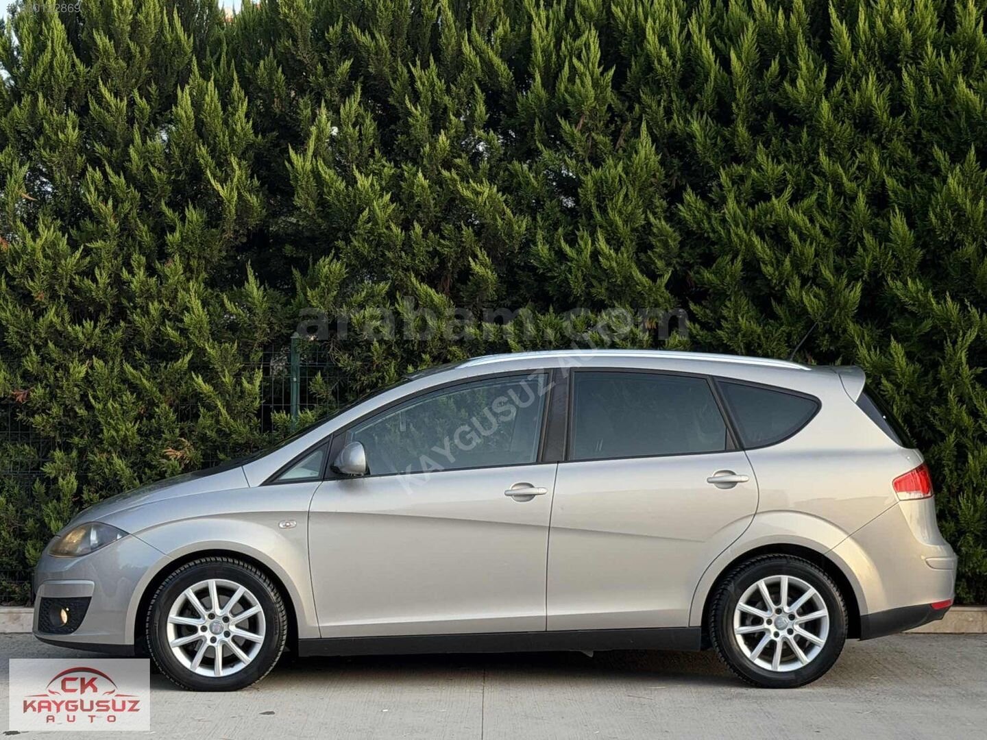 Galeriden Seat Altea 1.6 TDI Style XL 2013 Model Mersin 69.000 km Şampanya 4