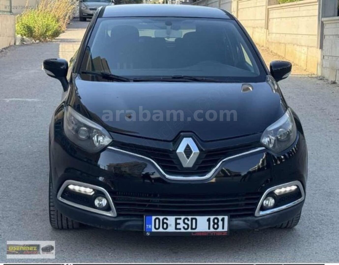 Galeriden Renault Captur 1.2 TCe Touch 2013 Model İzmir 160.000 km Siyah 1