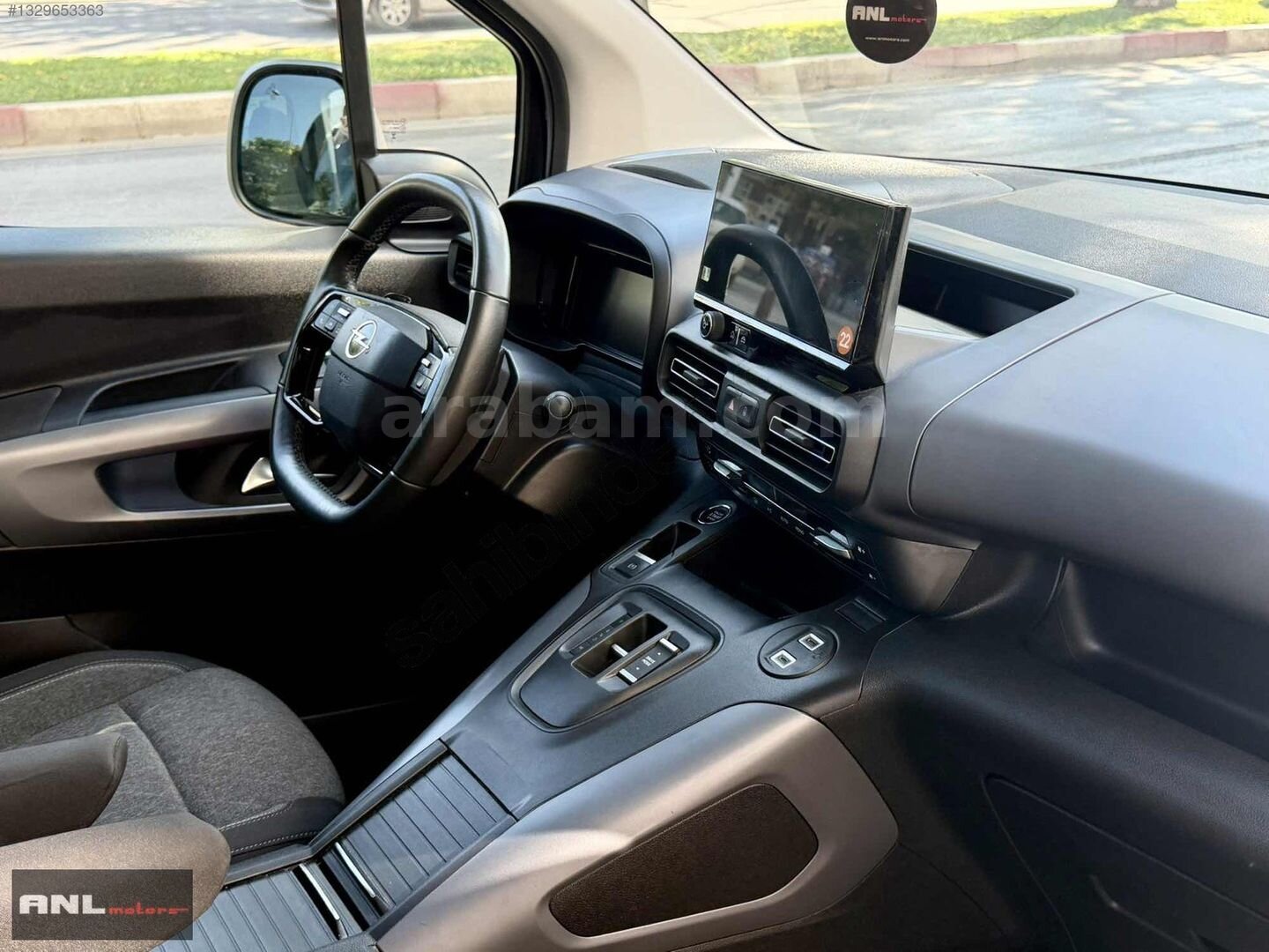Galeriden Opel Combo 1.5 CDTI Ultimate 2025 Model Antalya 35.000 km Yeşil 3