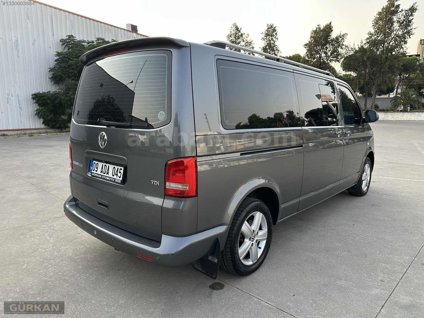 Galeriden Volkswagen Caravelle 2.0 TDI Comfortline 2011 Model Aydın 156.000 km Gri 4