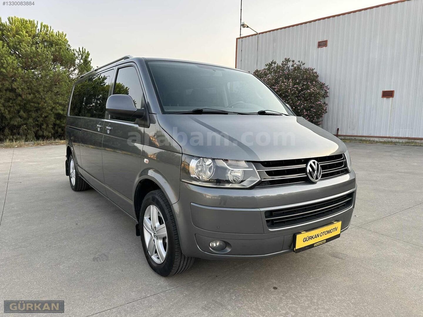 Galeriden Volkswagen Caravelle 2.0 TDI Comfortline 2011 Model Aydın 156.000 km Gri 2
