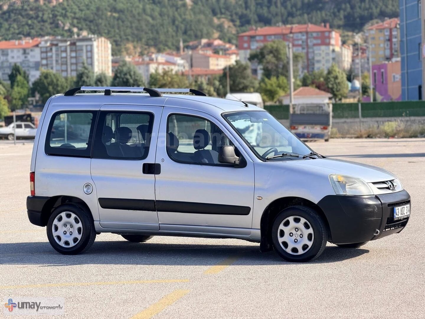 Galeriden Peugeot Partner 1.9 D 2007 Model Kütahya 232.000 km Gri 4
