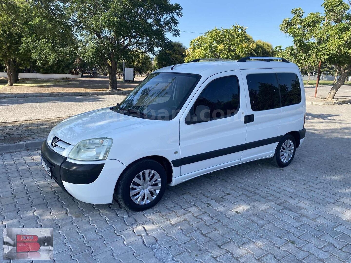 Galeriden Peugeot Partner 1.9 D 2004 Model Manisa 250.500 km Beyaz 7