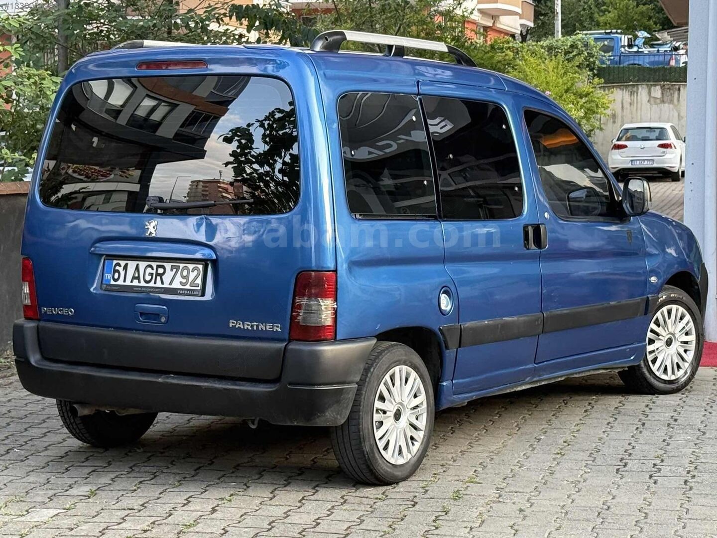 Galeriden Peugeot Partner 1.9 D 2004 Model Trabzon 265.000 km Mavi 4