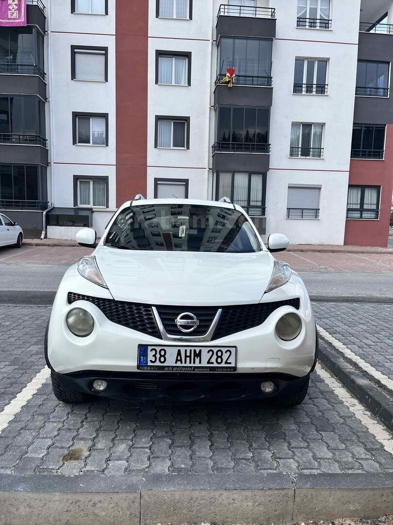 Sahibinden Nissan Juke 1.5 dCi Sport Pack 2011 Model Kayseri 296.000 km Beyaz 3