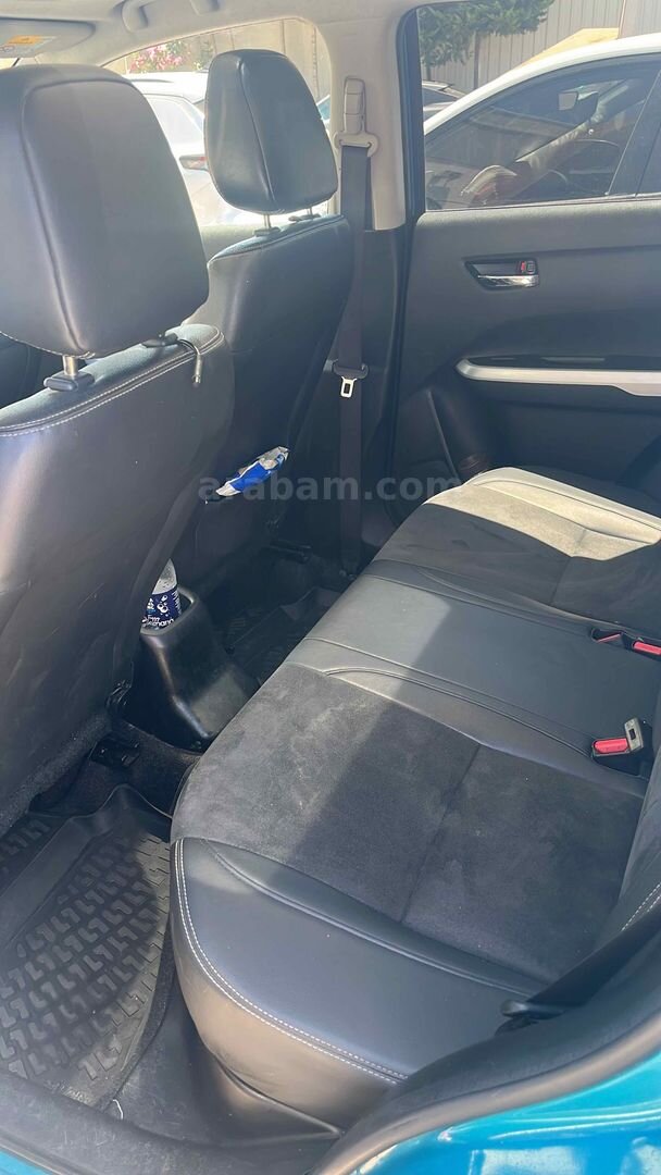 Sahibinden Suzuki Vitara 1.6 GLX 2017 Model İzmir 220.000 km Mavi (metalik) 5