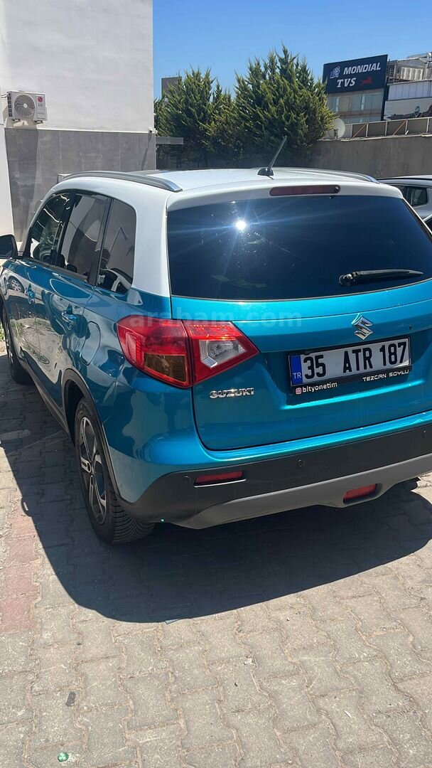 Sahibinden Suzuki Vitara 1.6 GLX 2017 Model İzmir 220.000 km Mavi (metalik) 4