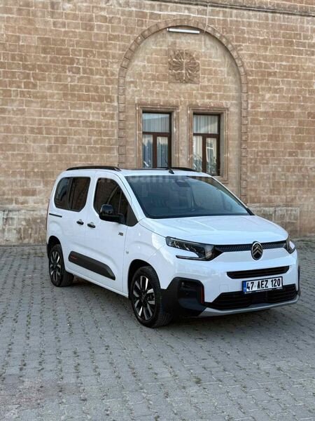 Sahibinden Citroen Berlingo 1.5 BlueHDI Max 2025 Model Mardin 14.000 km Beyaz