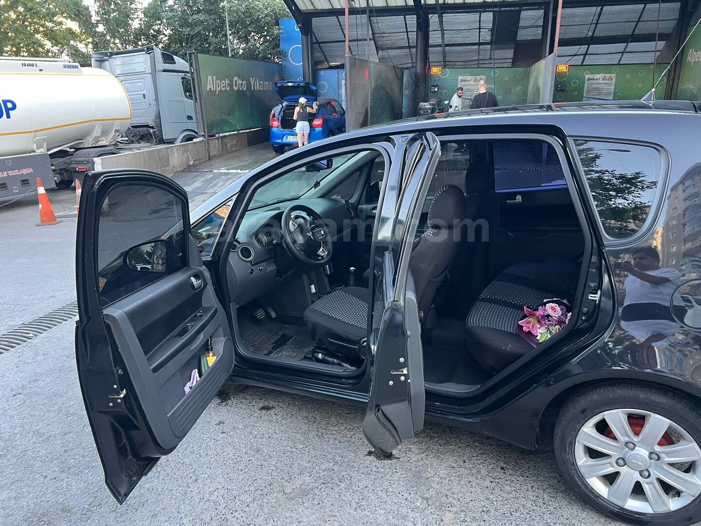 Sahibinden Mitsubishi Colt 1.3 Invite 2009 Model İstanbul 155.000 km Siyah 5