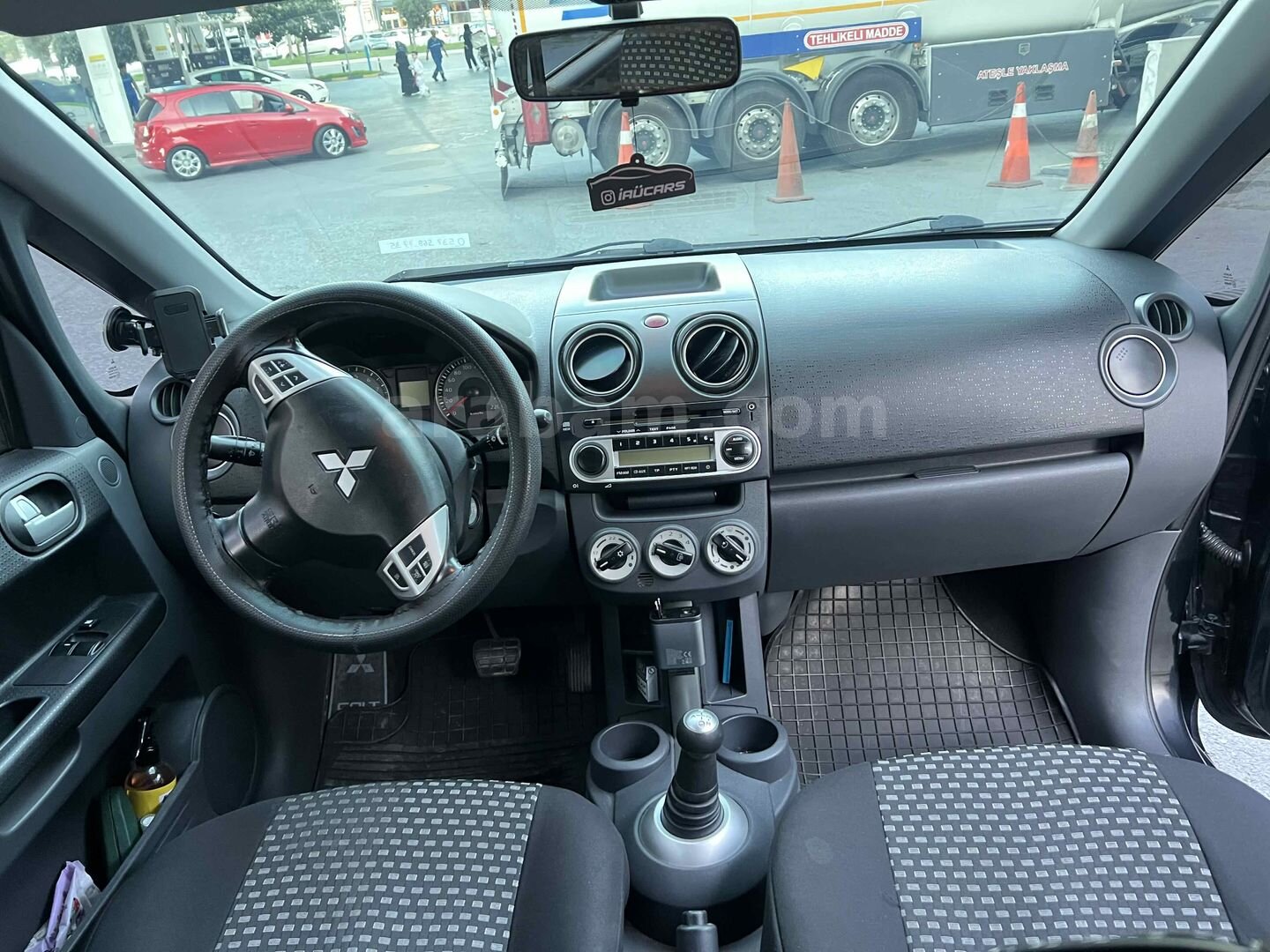 Sahibinden Mitsubishi Colt 1.3 Invite 2009 Model İstanbul 155.000 km Siyah 7