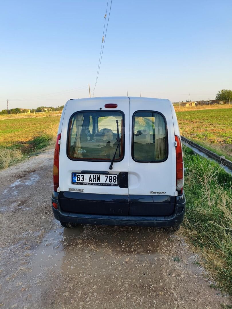 Sahibinden Renault Kangoo 1.5 dCi Expression 2008 Model Şanlıurfa 324.550 km Beyaz 6
