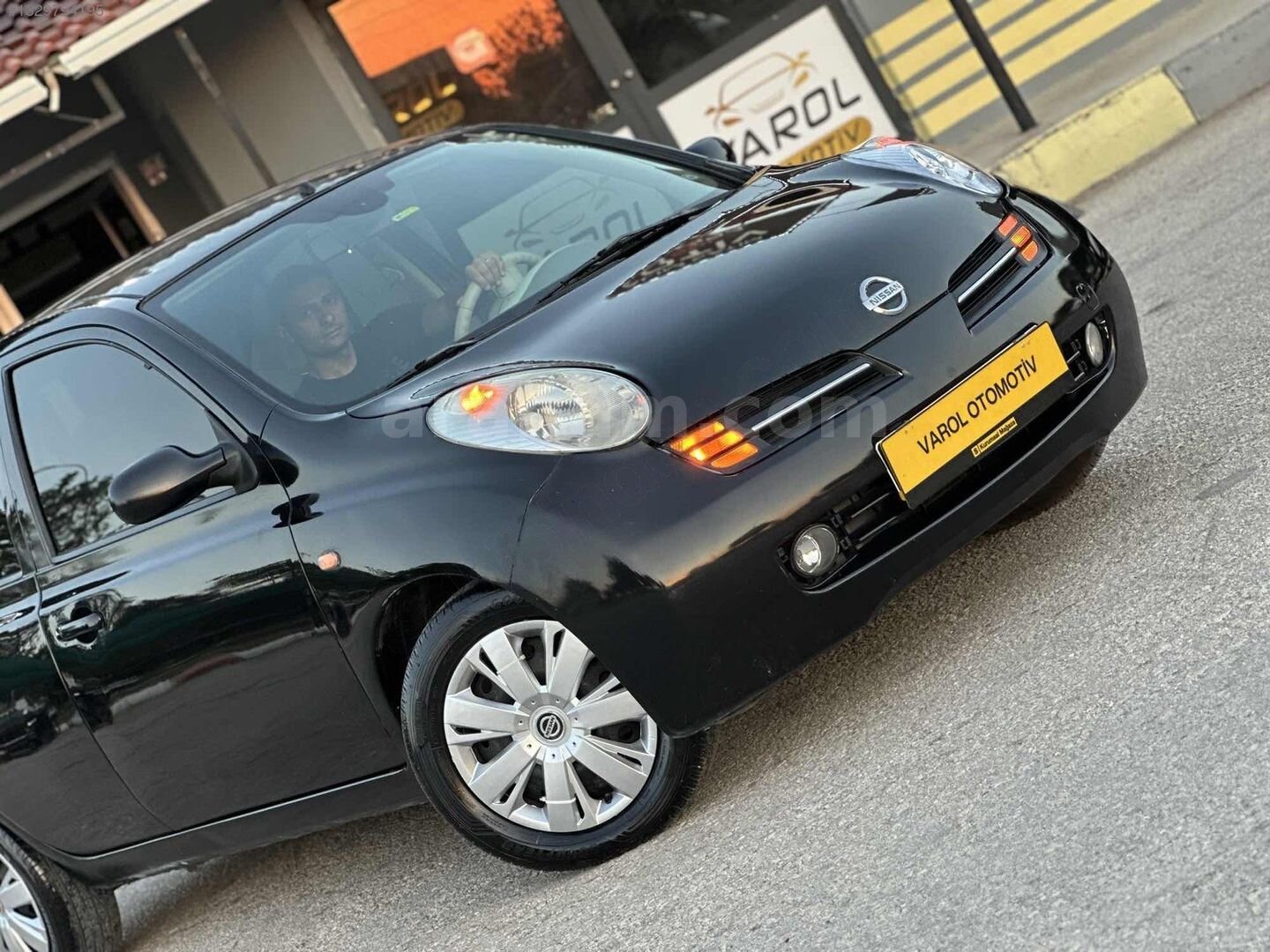 Galeriden Nissan Micra 1.2 Tekna 2005 Model Afyonkarahisar 196.000 km Siyah 3