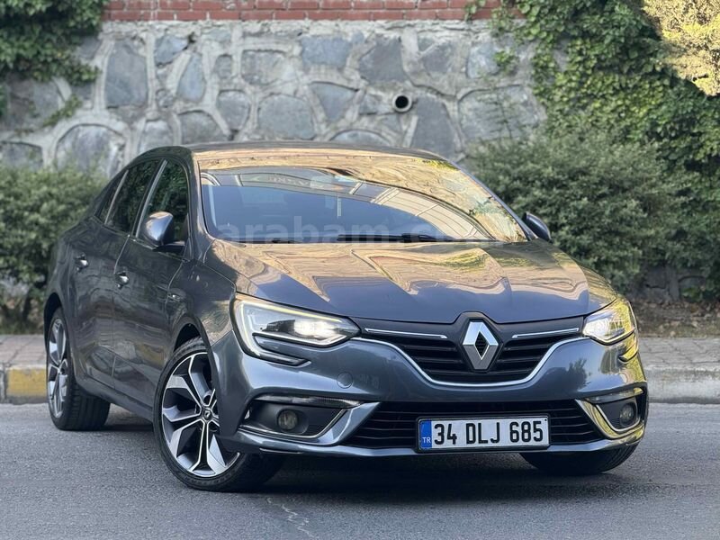 Galeriden Renault Megane 1.3 TCe Icon 2020 Model İstanbul 100.000 km Füme