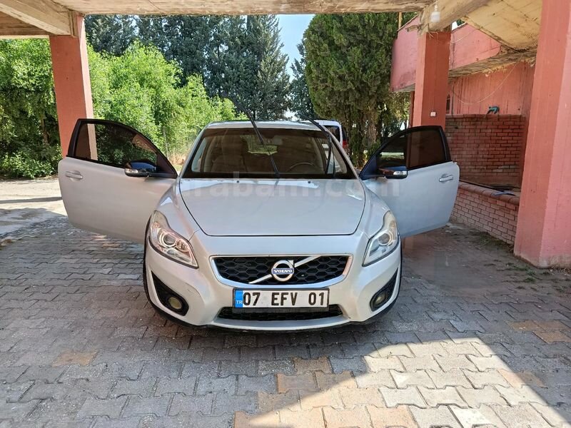 Sahibinden Volvo C30 1.6 D 2011 Model Hatay 262.000 km Şampanya