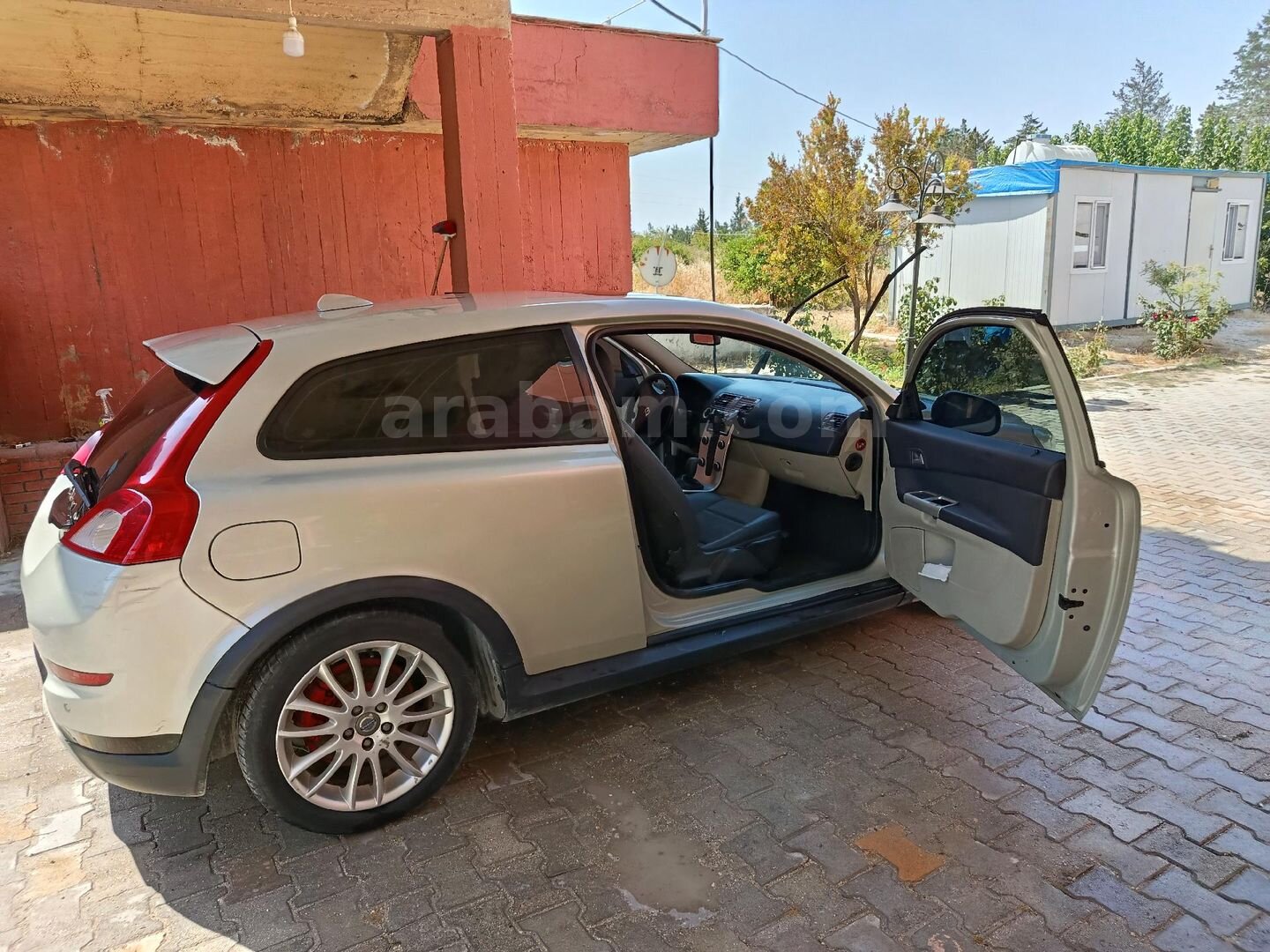 Sahibinden Volvo C30 1.6 D 2011 Model Hatay 262.000 km Şampanya 6