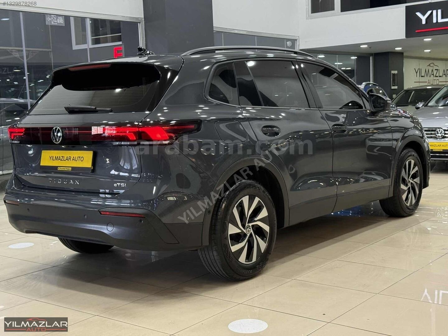 Galeriden Volkswagen Tiguan 1.5 TSI Life 2024 Model İstanbul 18.000 km Gri 5