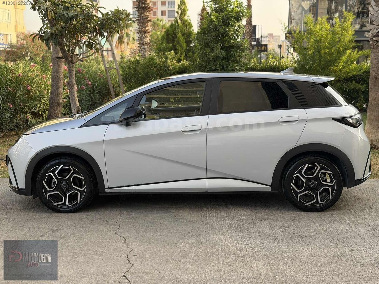 Galeriden BYD Dolphin Design 2024 Model Antalya 33.000 km Gri 7