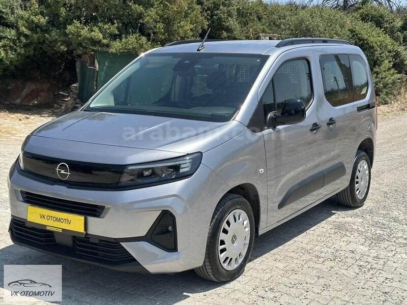 Galeriden Opel Combo 1.5 CDTI Essential 2025 Model İzmir 16.250 km Gri