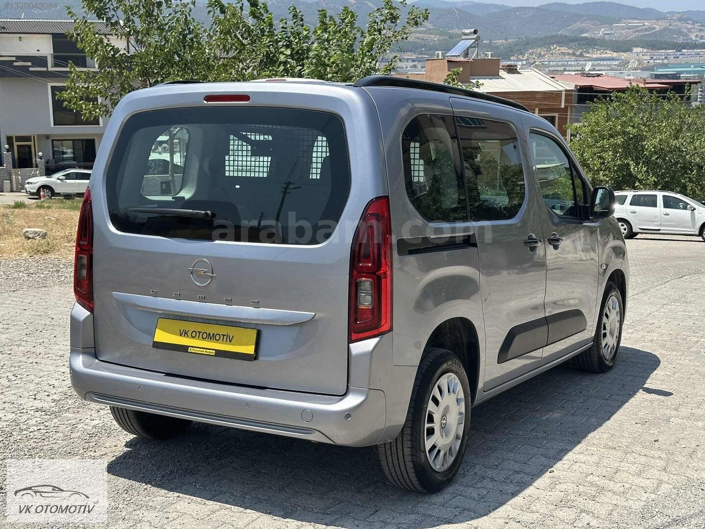 Galeriden Opel Combo 1.5 CDTI Essential 2025 Model İzmir 16.250 km Gri 4