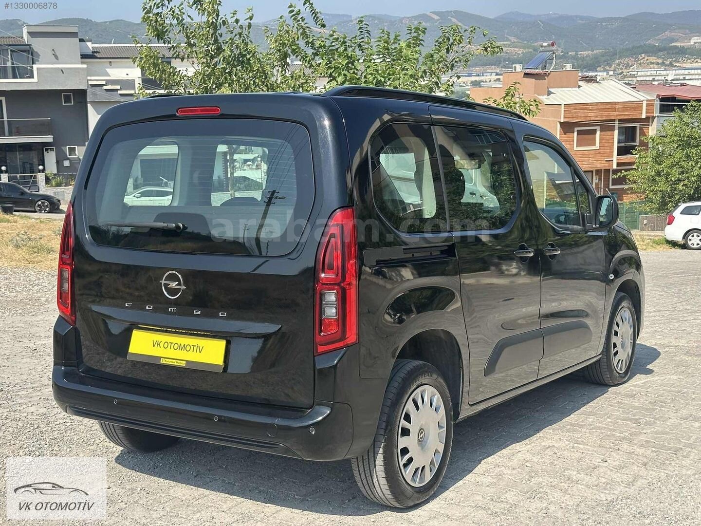 Galeriden Opel Combo 1.5 CDTI Essential 2025 Model İzmir 35.400 km Siyah 4