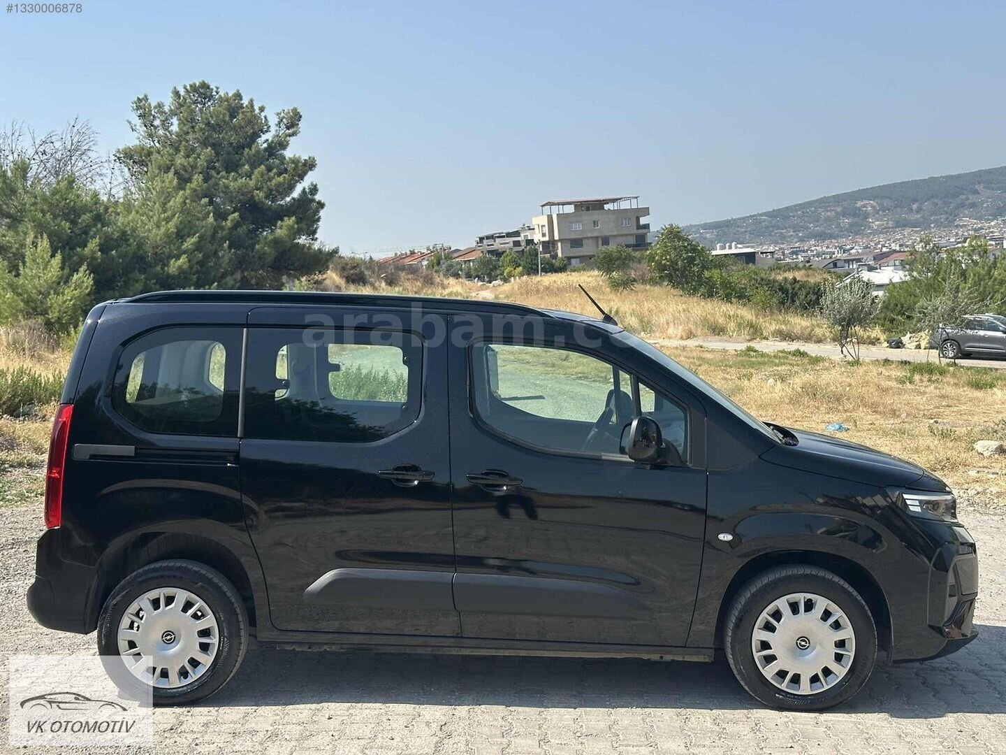 Galeriden Opel Combo 1.5 CDTI Essential 2025 Model İzmir 35.400 km Siyah 6